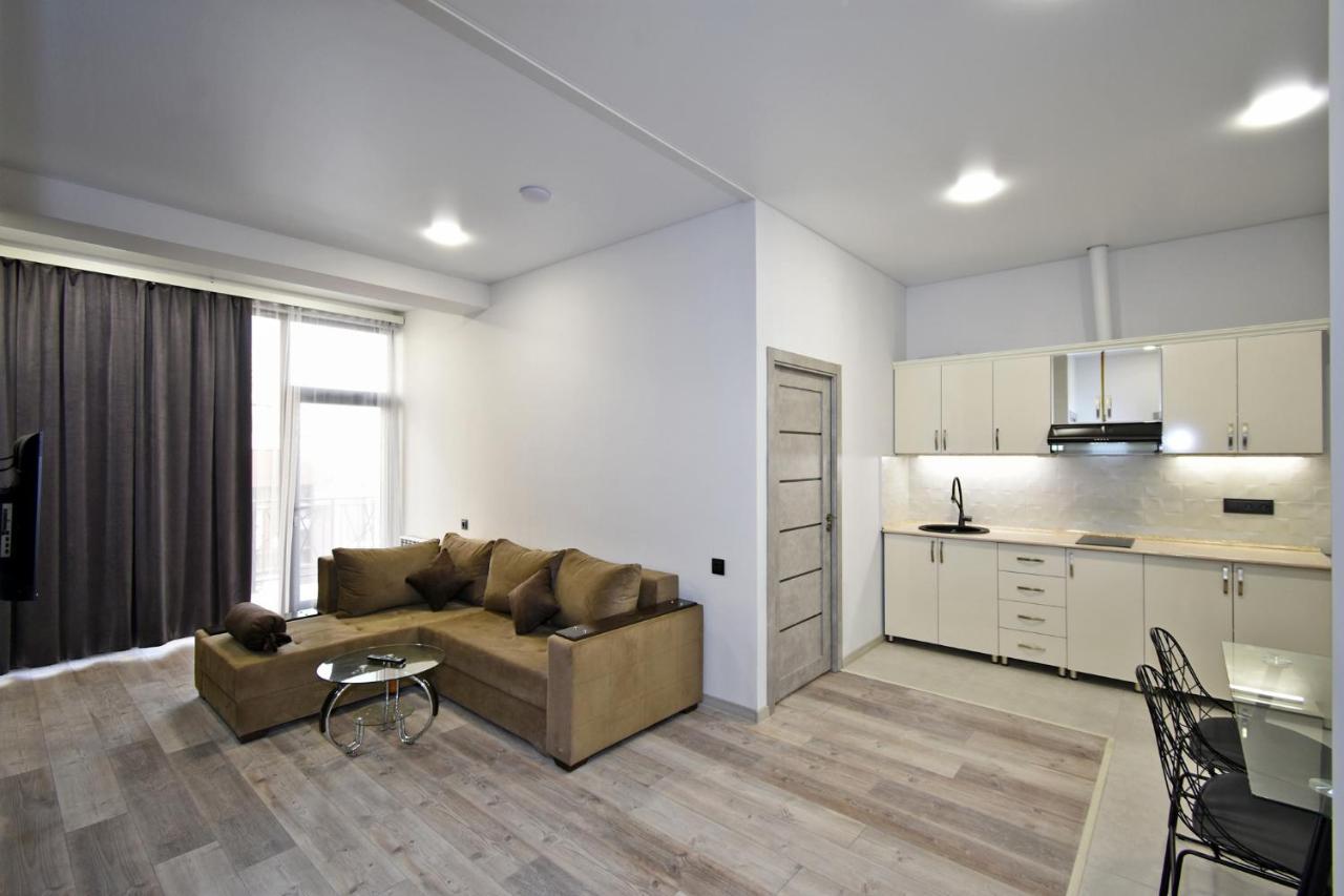 New Apartment In Yerevan City Center Exterior photo