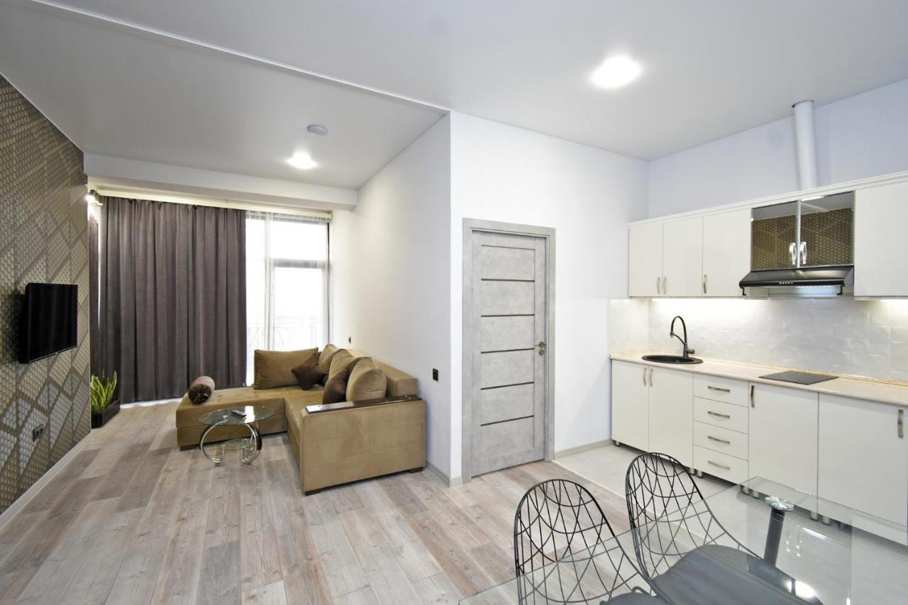 New Apartment In Yerevan City Center Exterior photo