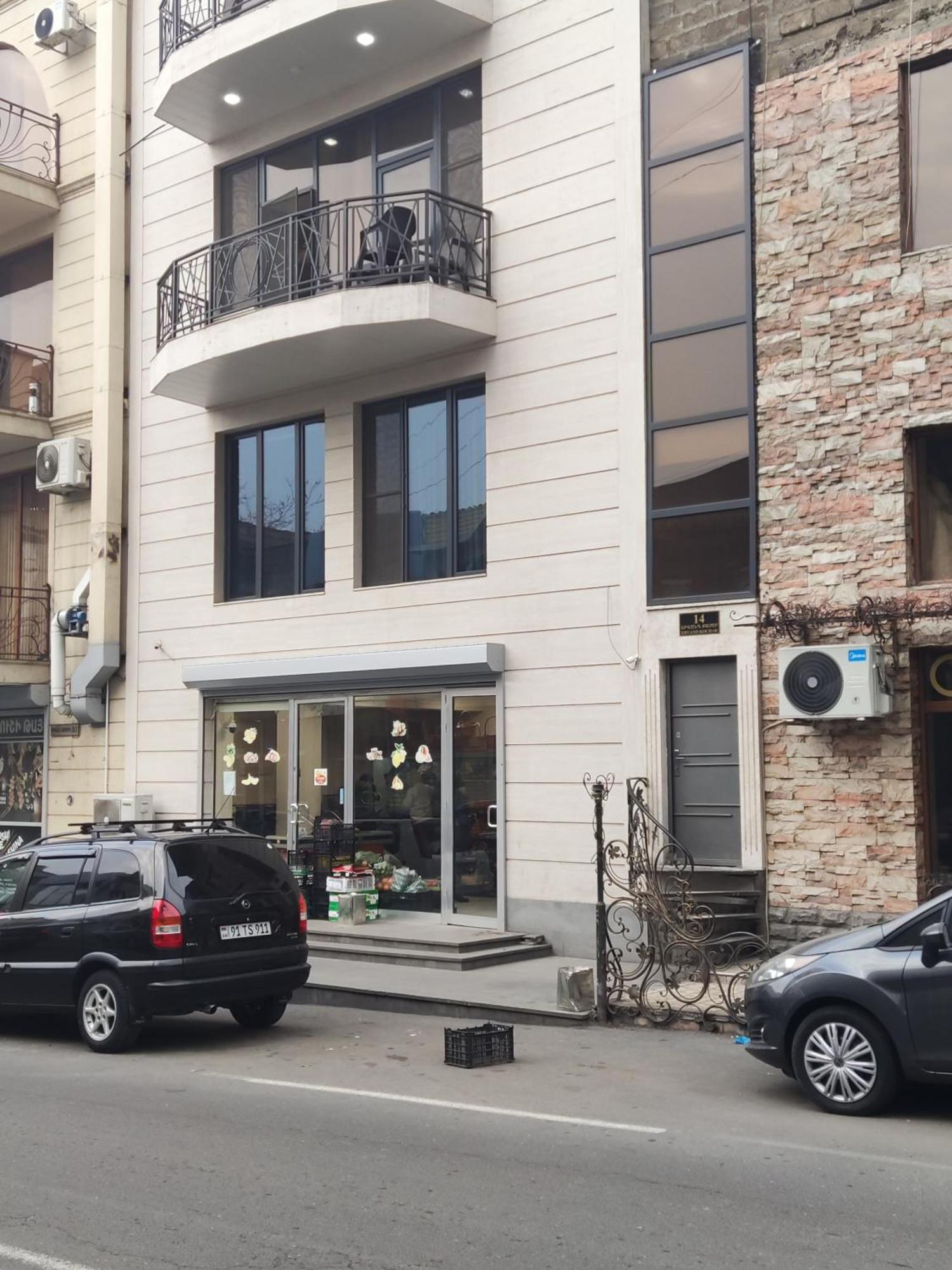 New Apartment In Yerevan City Center Exterior photo